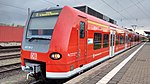 DB 425 781 S-Bahn Hannover Nienburg 150430.jpg