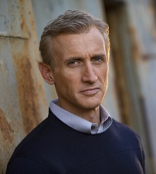 <span class="mw-page-title-main">Dan Abrams</span> American entrepreneur, television host, and lawyer (born 1966)