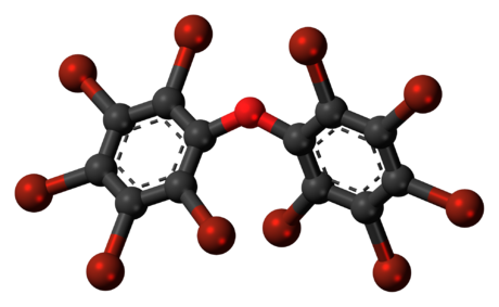 Другая химия. Полибромированные дифениловые эфиры. Молекула брома. Молекула эфира. Молекула смолы.