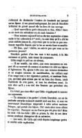 s’efforçait de dissimuler l’ombre de bouderie qui perçait sur sa figure. À son grand soulagement, les yeux de Dorothée brillaient de gaieté quand elle les leva de son ouvrage. — Quel merveilleux petit almanach tu fais, Célia ! Sont-ce six mois du calendrier ou six mois lunaires ? — Nous sommes aujourd’hui au dernier septembre et mon oncle te les a donnés le 1er avril ; tu sais bien qu’il a dit les avoir oubliés jusque-là, et je crois que tu ne les as pas seulement regardés depuis que tu les as serrés dans ce meuble. — Eh bien, quoi ! chérie, ne sais-tu pas que nous ne les porterons jamais ? Dorothée parlait d’un ton tout à fait amical, à la fois caressant et précis, sans cesser de crayonner. Célia rougit et prit un air sérieux. — Il me semble, ma chère, que nous manquons au respect dû au souvenir de maman en mettant de côté ses bijoux si légèrement. Et, ajouta-t-elle avec une certaine hésitation et un sanglot contenu de mortification, les colliers sont d’un usage tout à fait répandu à présent, et madame Poinçon, qui était plus stricte que toi en bien des choses, avait l’habitude de s’en parer, et tous les chrétiens aussi. Je suis sûre qu’il y a au ciel des femmes qui portaient des bijoux. Ce n’était pas sans effort que Célia s’appliquait à trouver ces arguments. — Tu aimerais à les porter ! s’écria Dorothée, un air de profonde surprise animant aussitôt tout son être, et avec un mouvement dramatique emprunté à cette même madame Poinçon, qui portait des bijoux. Oh ! mais alors nous allons les regarder. Pourquoi ne me l’as-tu pas dit plus tôt ? Mais les clefs ! Oh les clefs ! Elle se pressa la tête de ses deux mains semblant désespérer de sa mémoire. — Les voici, dit Célia qui avait depuis longtemps prévu et médité cette explication.