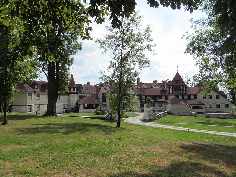 File:Elm Court, Lenox MA.jpg