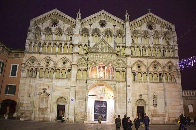 File:Ferrara Cathedral 2014 31.jpg