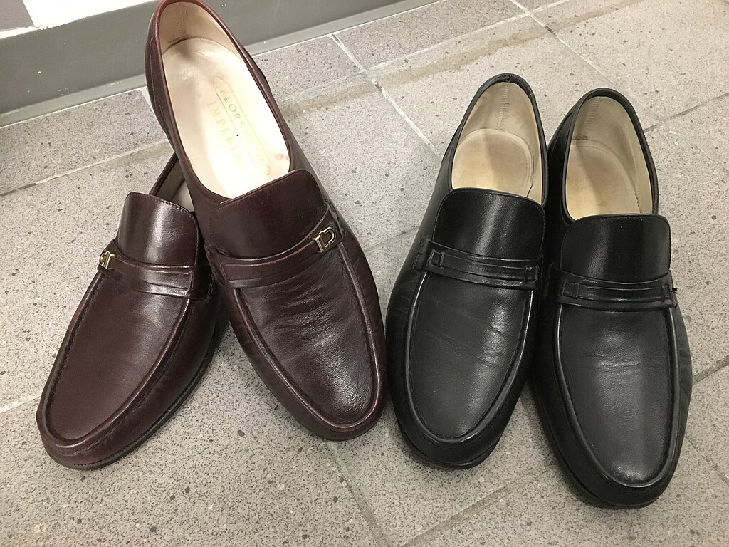 File:Florsheim Shoes, loafers.jpg Wikipedia