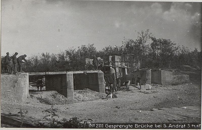 File:Gesprengte Brücke bei S.Andrat 3.11.17. (BildID 15611605).jpg