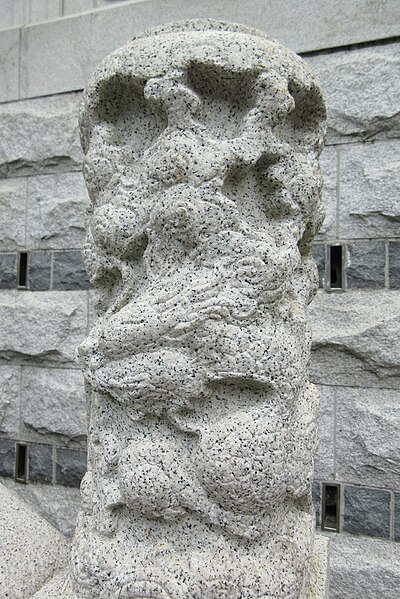 File:HK 粉嶺 Fanling 蓬瀛仙館 Fung Ying Sen Koon temple outside stairs marble stone Dragon face sculpture March 2017 IX1.jpg