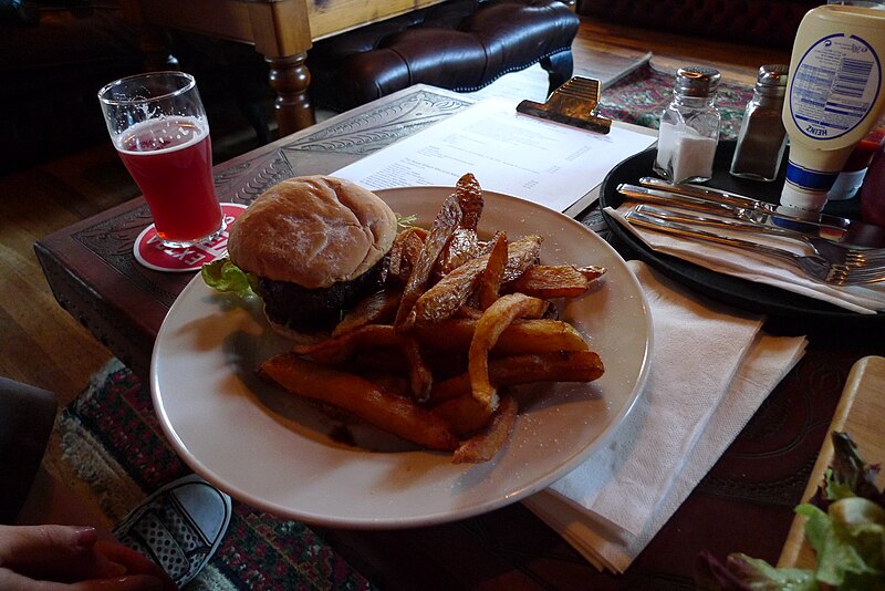 File:Hamburger and chips - Royal Albert, New Cross, London.jpg