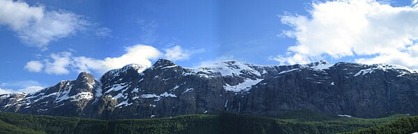 View of the Heilefjell mountains