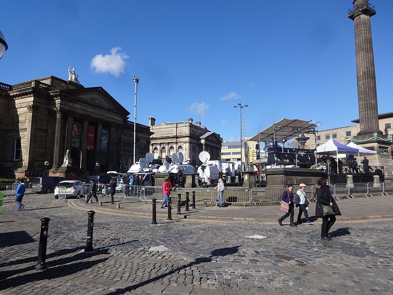 File:Hillsborough Vigil 27 April 2016, Liverpool (2).JPG