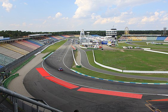 Hockenheimring, Start-Ziel-Gerade in 2010