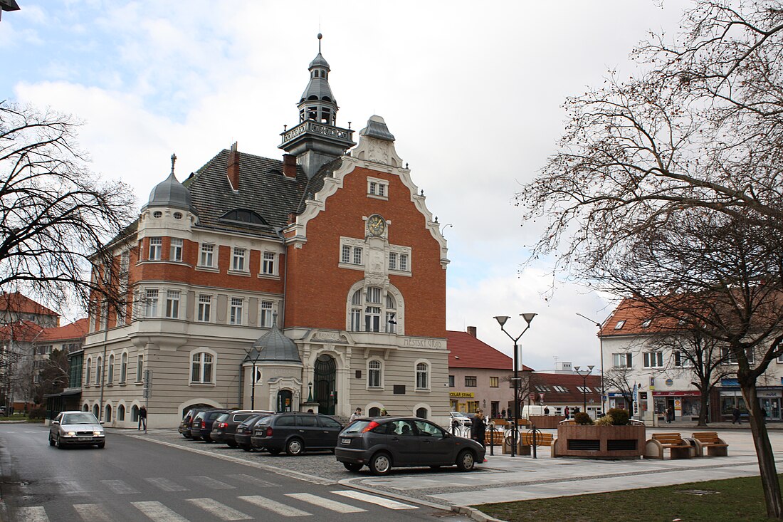 Hodonín (lungsod sa Nasod nga Czech, lat 48,85, long 17,13)