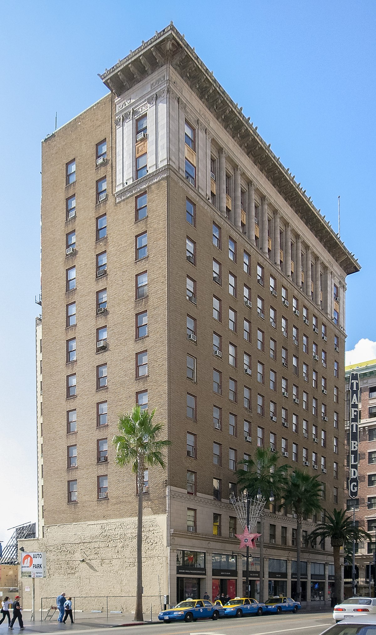Taft Building (Los Angeles) - Wikipedia
