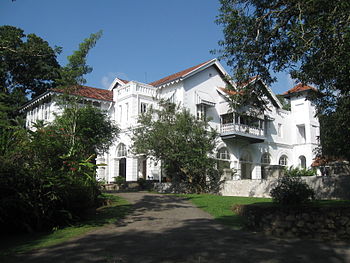 Horagolla Walauwa, Atthanagalla. family seat of the Bandaranaike family Horagolla Walauwa, Atthanagalla, Sri Lanka.jpg