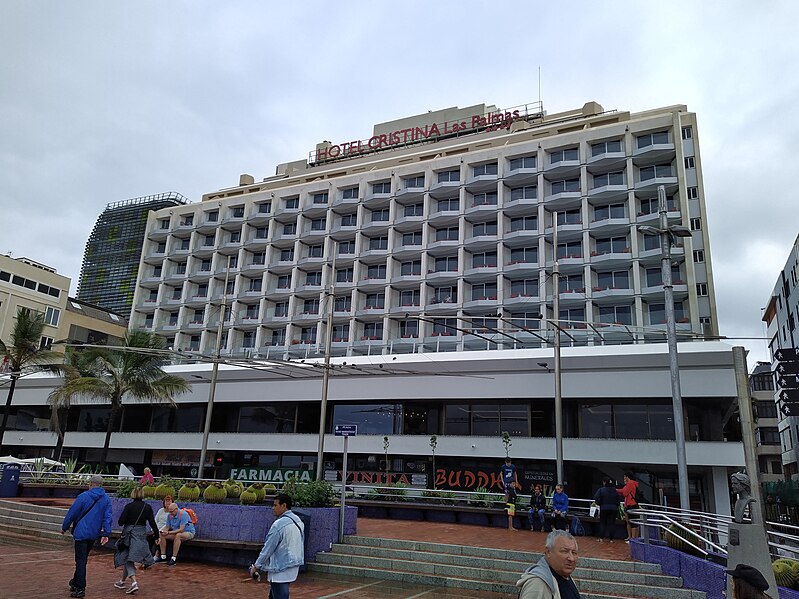 File:Hotel Cristina Las Palmas 2022-12.jpg