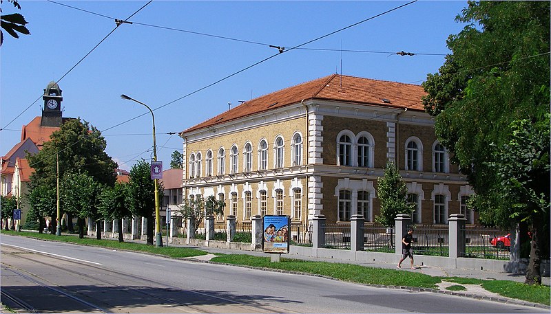 File:Hviezdoslavova ulica - panoramio.jpg