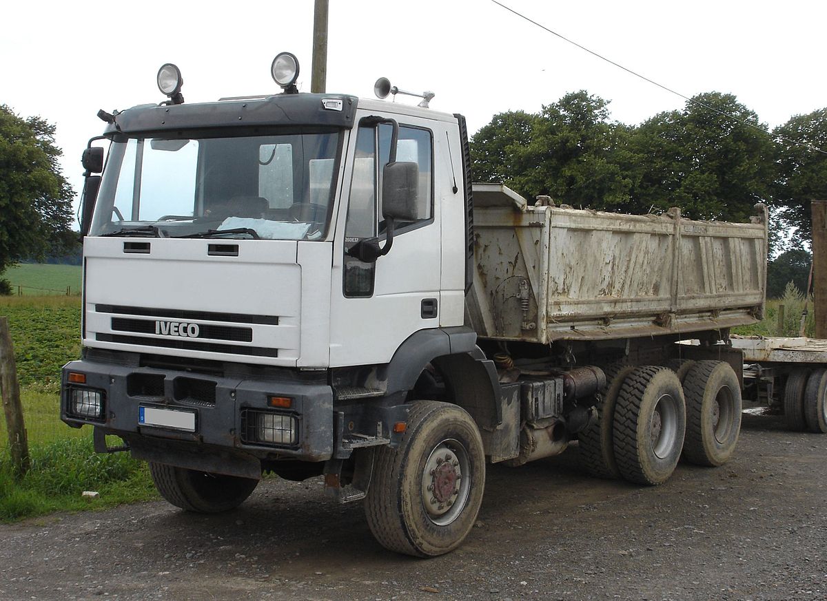 Iveco EuroTrakker  macchina operatrice cava cantiere 1200px-IVECO_Euro-Trakker_Pritschenkipper