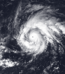 Hurricane Isidore near peak intensity Isidore 1996-09-27 1315Z.png