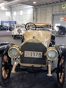 Front plate attached to a 1912-14 Isotta Fraschini radiator, from Ancona (red numeric code =2) Isotta Fraschini Tipo TM.jpg