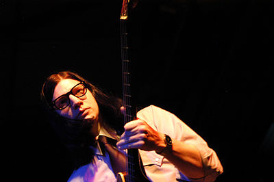 Jack Lawrence (bass guitarist)