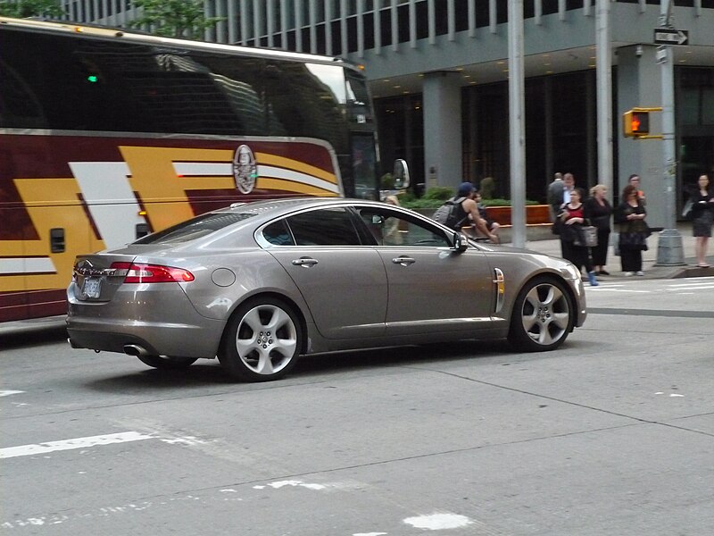 File:Jaguar XF (14883236259).jpg