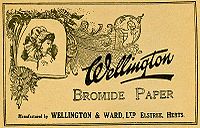 Nálepka pro fotografický bromidový papír "Wellington & Ward", asi 1895