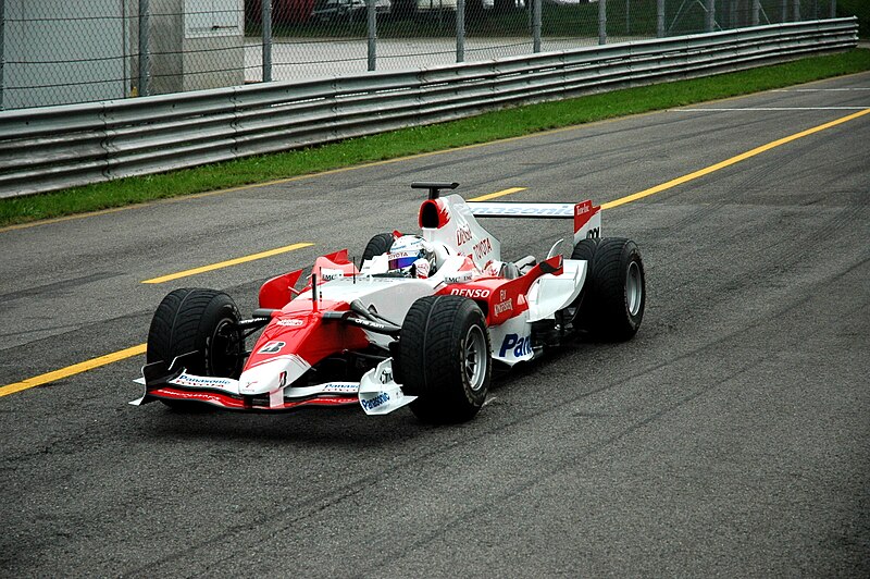 File:Jarno Trulli 2007 Monza test.jpg