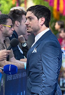 Jason Fuchs at the film's premiere Jason Fuchs at the Pan Premiere (cropped).jpg