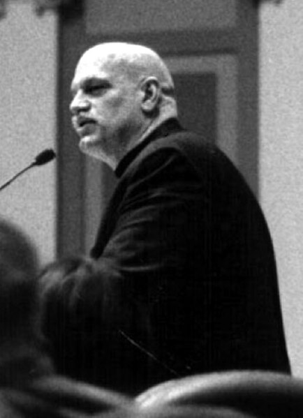 Ventura in the Minnesota House of Representatives Chamber in 2000