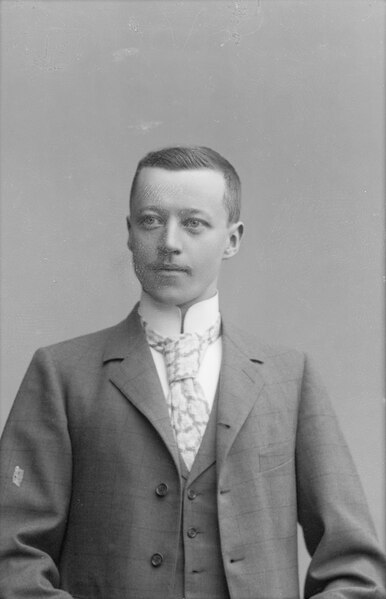 File:Karl-Lindahl-1899.jpg