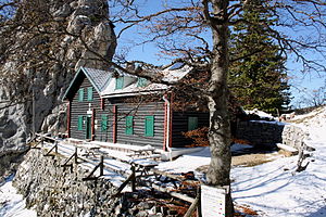 The Kienthalerhütte and in the background the Turmstein