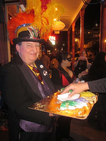 File:King Cake Tumble 2013 Alan Kingcake.JPG