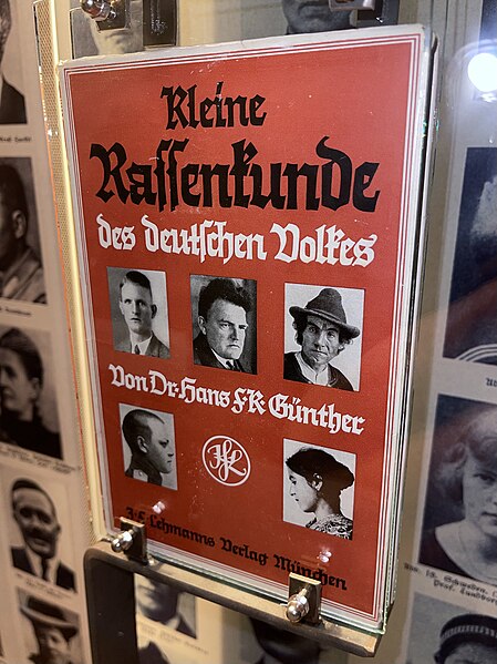 File:Kleine Rassenkunde des deutschen Volkes von Dr. Hans F R Günther J F Lehmanns Verlag München (1928) Scientific racism influenting Nazi racial theories (Holocaust exhibition HL-senteret Oslo Norway 2021) 02.jpg