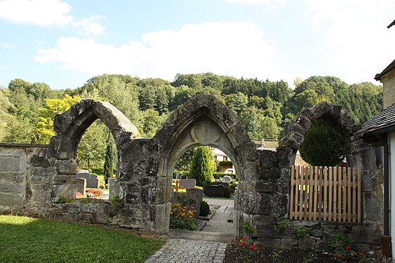 Kloster Gnadental- Ruine des Kreuzgangs