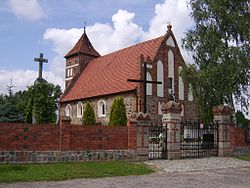 Kościół we wsi Kiełbasin (Clerk).JPG