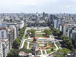 Náměstí v Buenos Aires s budovou federálního Kongresu