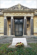 Tombe d'Auguste Rodin à la Villa des Brillants à Meudon.