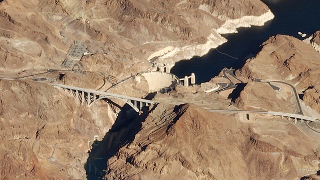 The Mike O'Callaghan–Pat Tillman Memorial Bridge in front of the Hoover Dam