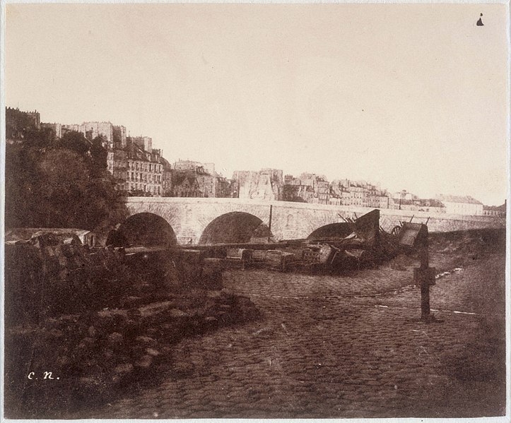 File:Le Pont Marie et le quai des Célestins, vus du quai Bourbon, 4ème arrondissement, Paris. PH21822.jpg