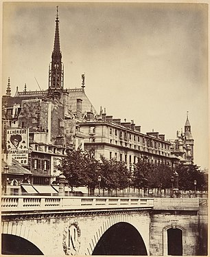 Eastern front on the Boulevard du Palais after the 1871 fire