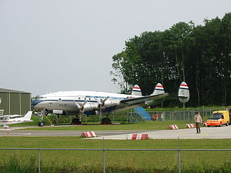 Lockheed Constellation [L749NL] exposé au musée Aviodrome à Lelystad, aux Pays-Bas. C'est à ce musée qu'appartient le dernier Douglas DC-2 en état de vol au monde. (définition réelle 1 600 × 1 200)