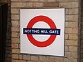 Schild der U-Bahn Station Notting Hill Gate