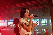 Bilder vom Zelt Musik Festival 2022 in Freiburg im BreisgauDer Auftritt von Lotte im Spiegelzelt