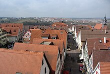 Blick auf die Altstadt vom Oberen Torturm, rechts die Stadtkirche