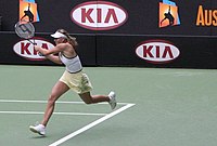 200px-Maria_Sharapova_2007_Australian_Open_R2