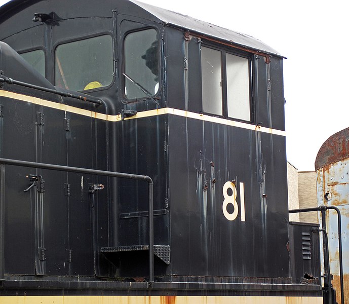 File:Maryland and Pennsylvania Railroad - 81 diesel locomotive (NW2) 6 (27159729805).jpg