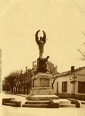 Военный мемориал Батны с первой мемориальной доской 1914-1918 гг.