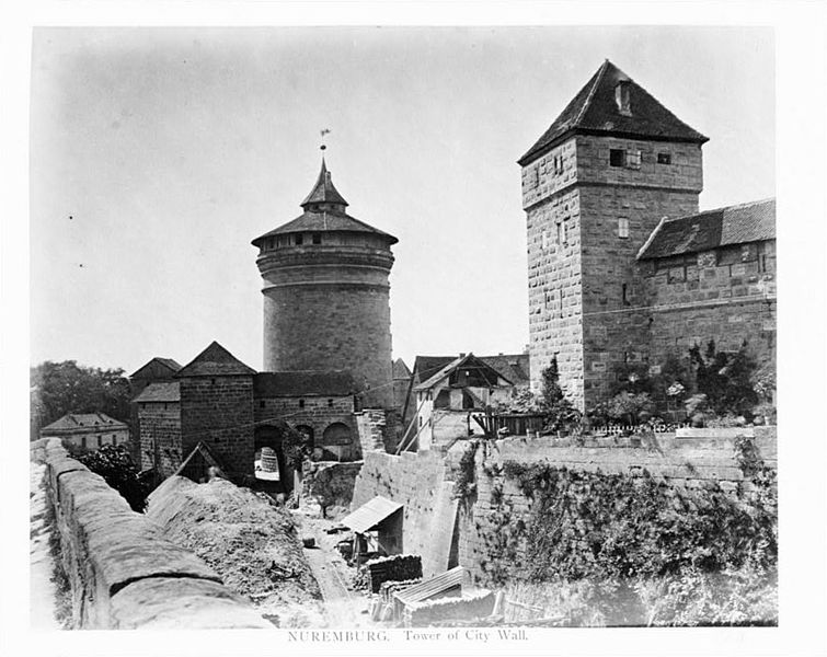 File:Nürnberg Stadtmauer Turm 002.jpg