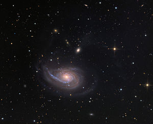 NGC 772, darüber NGC 770. Aufnahme mit einem 60-cm-Teleskop