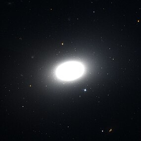 NGC 1426 Hubble WikiSky.jpg