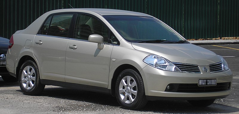 File:Nissan Latio (sedan) (first generation) (front), Serdang.jpg