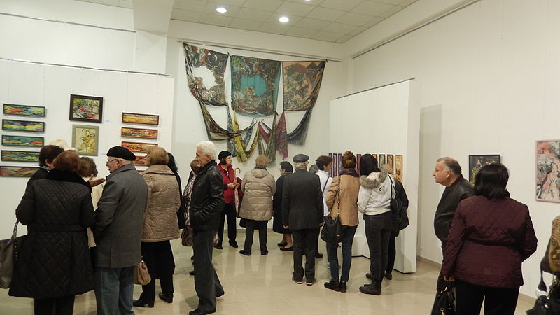 File:Nune Aghbalyan's Exhibition.jpg